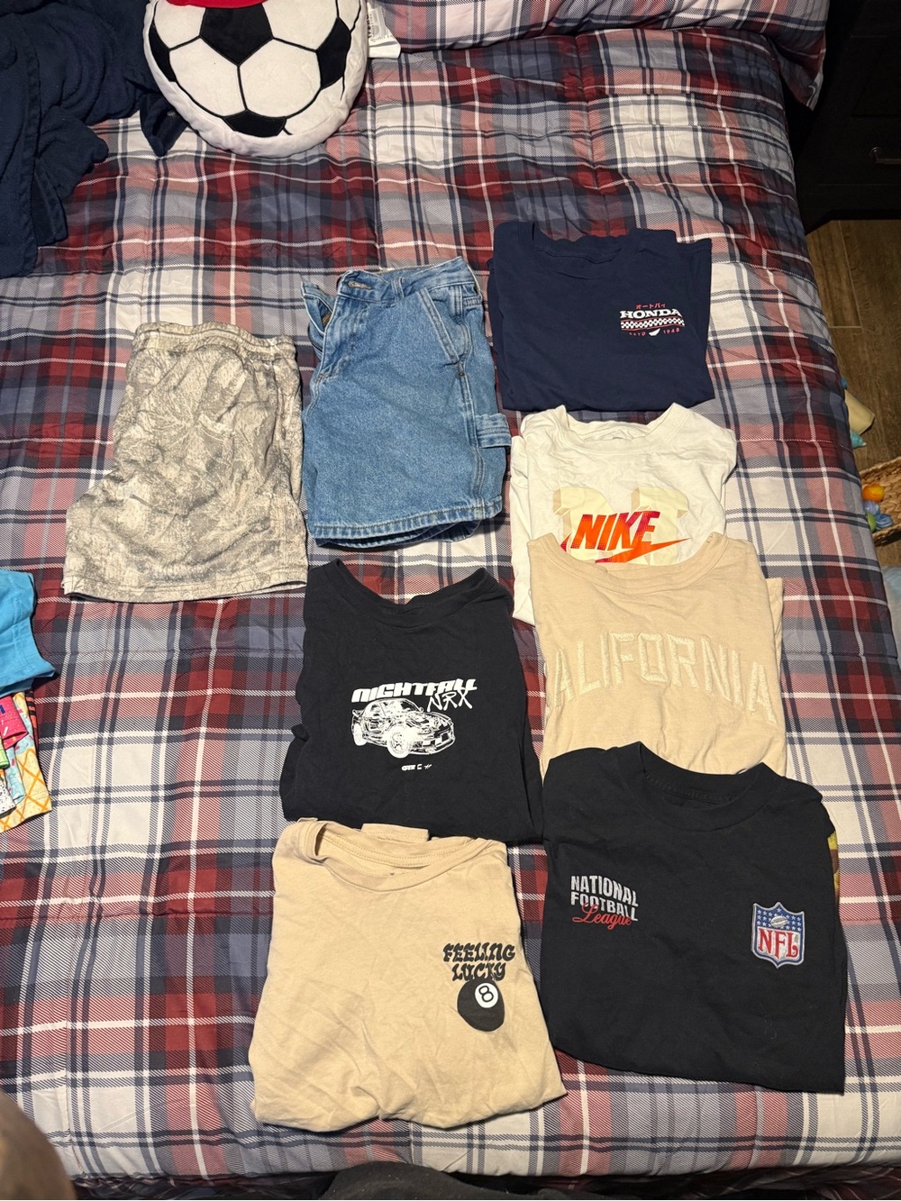 Boys size Large and size 12 shorts Tilly’s clothing all clothes for $25. GCOND.